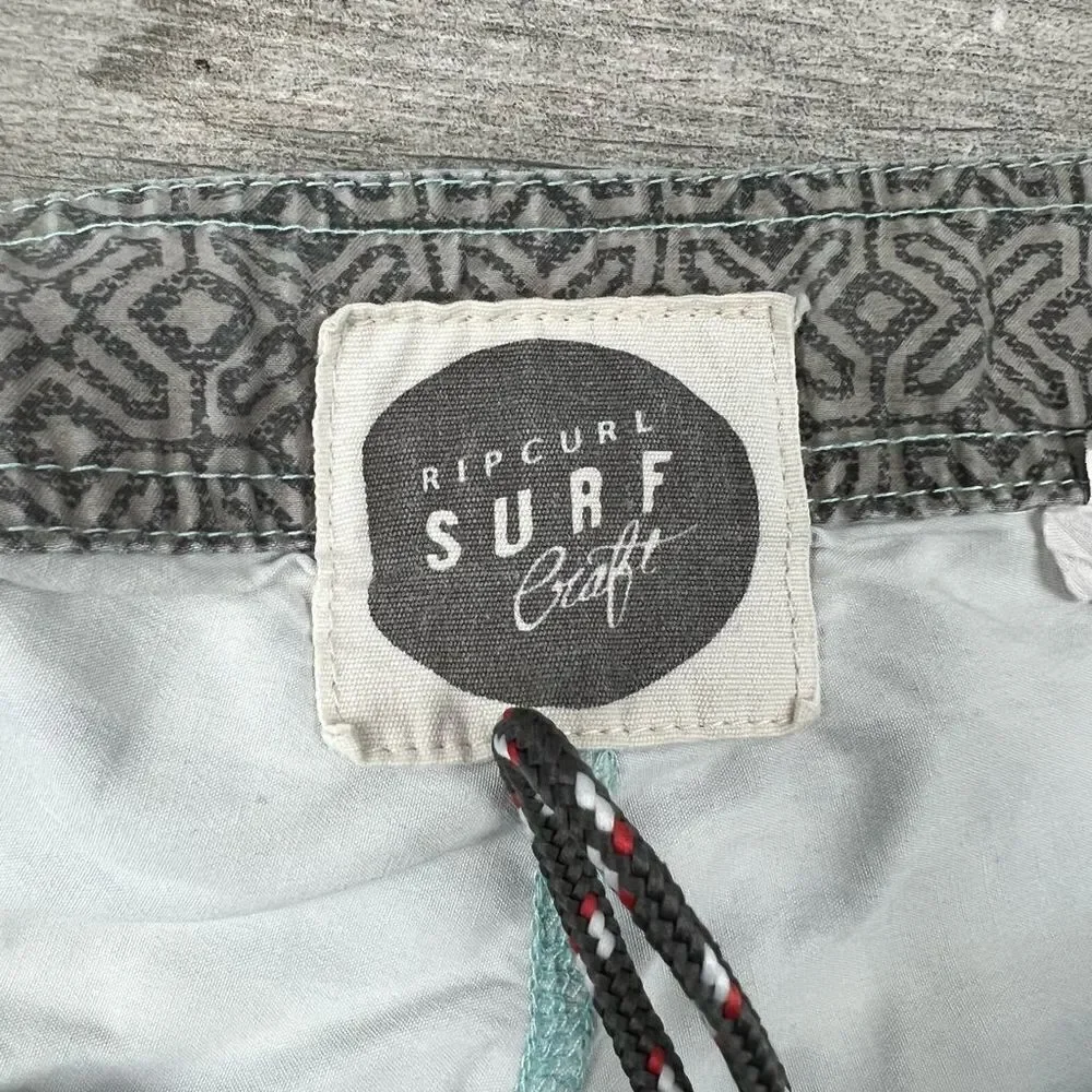 Rip Curl Surf Tropical Board Shorts Swim Trunks Men’s‎ Size S